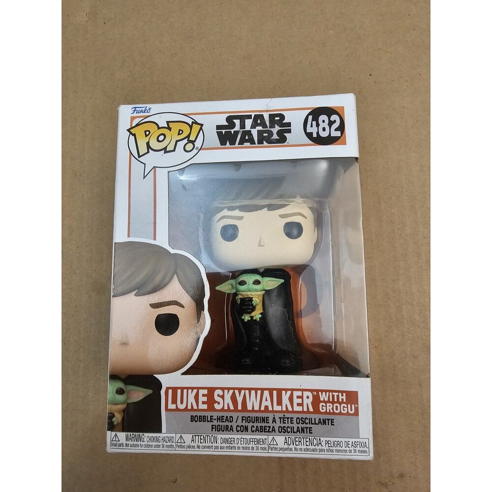 Funko Pop! Vinyl: Star Wars - Luke Skywalker with Grogu #482